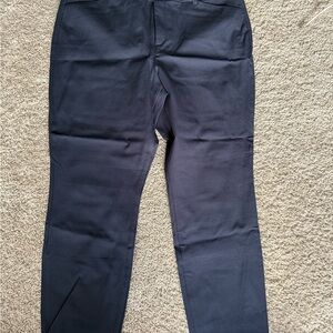 Old Navy High-Rise Pixie Pants in navy NWT